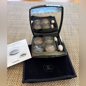 CHANEL Les 4 Ombres Eyeshadow Quad — Blurry Blue (black compact)